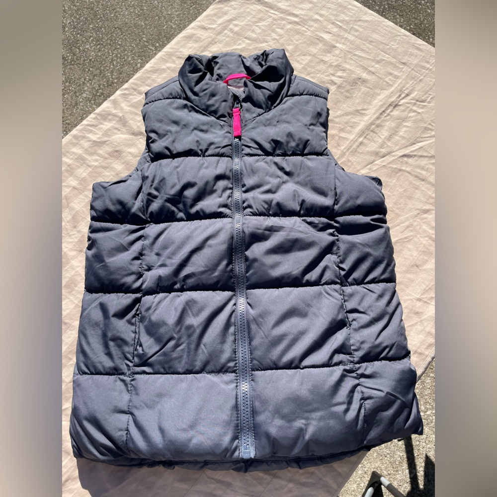 Gray puffer vest 7